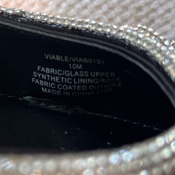 STEVE MADDEN Viable Black Satin Strappy Heels w Silver Rhinestone Bows - Picture 16 of 16